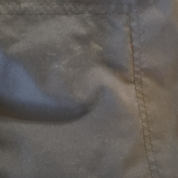 𝅺Lolë Softshell Rain Jacket With Hood - Picture 11 of 12